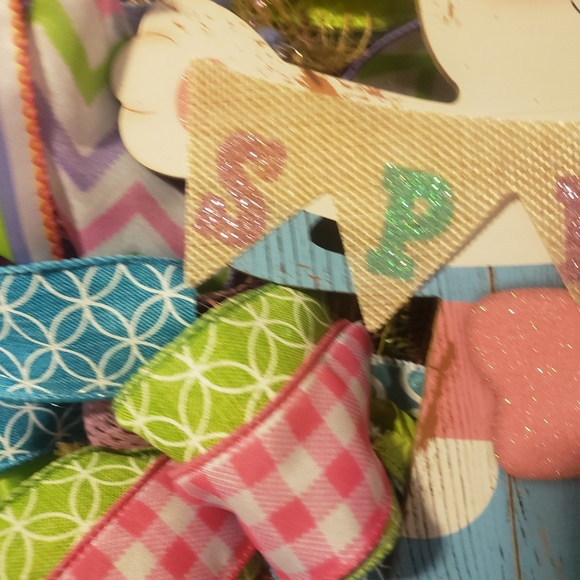 Easter/ Spring wreath - Picture 2 of 4